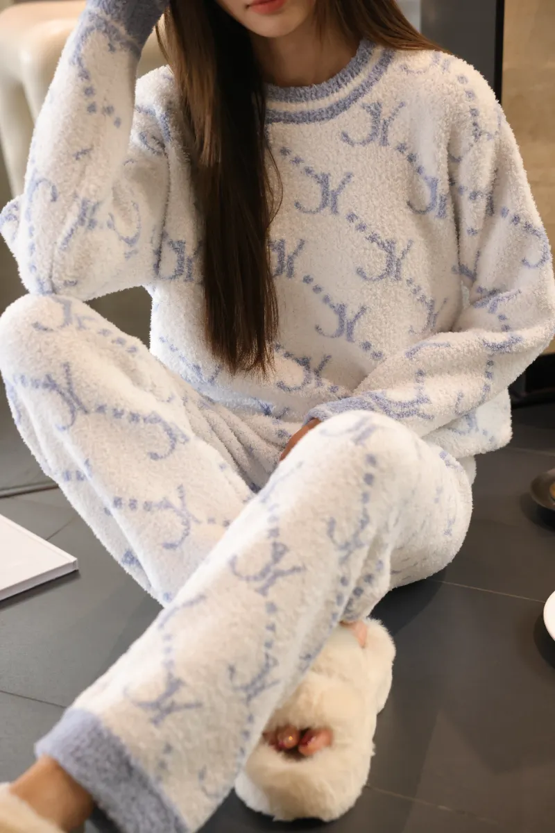 Pyjamas ຂົນແກະອ່ອນສໍາລັບແມ່ຍິງ